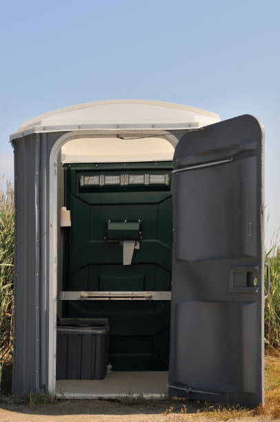 Best Portable toilet rental cost  in Eddyville, IA
