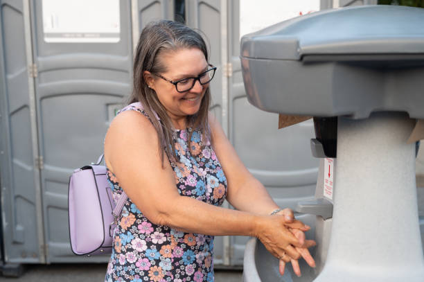 Best Best portable toilet rental  in Eddyville, IA